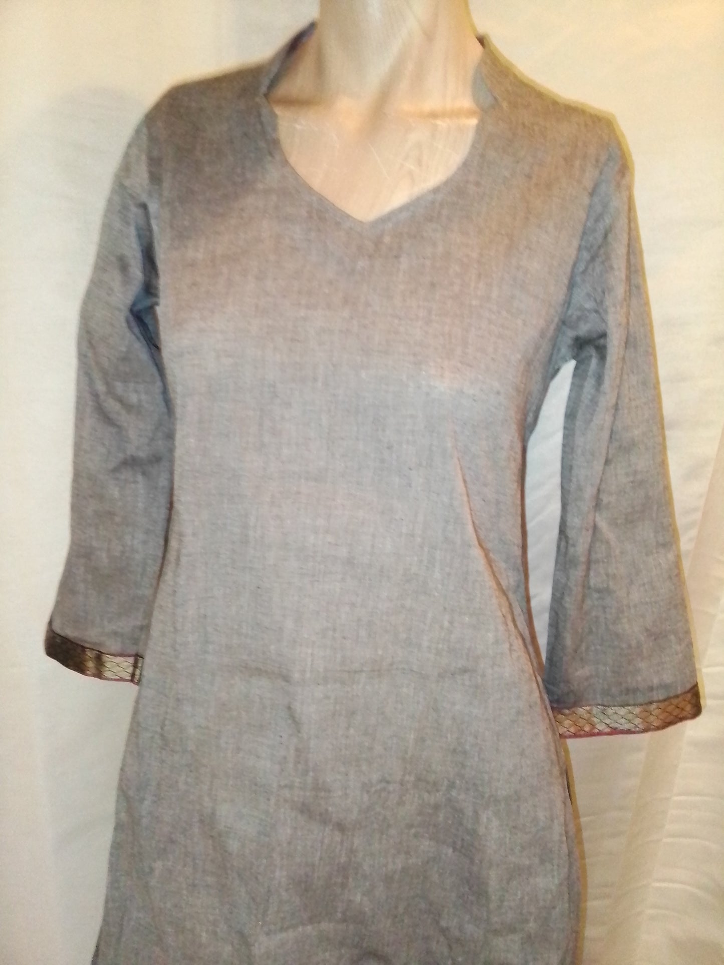 Robe - Aroul textiles