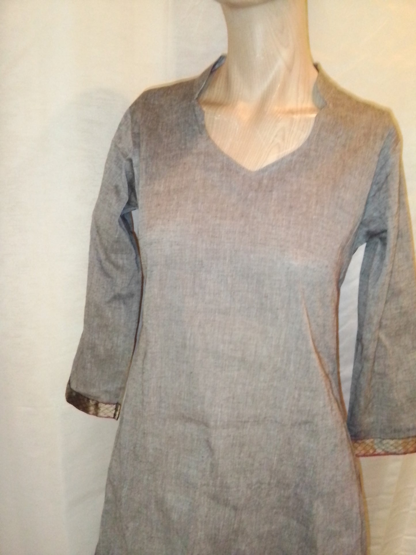 Robe - Aroul textiles