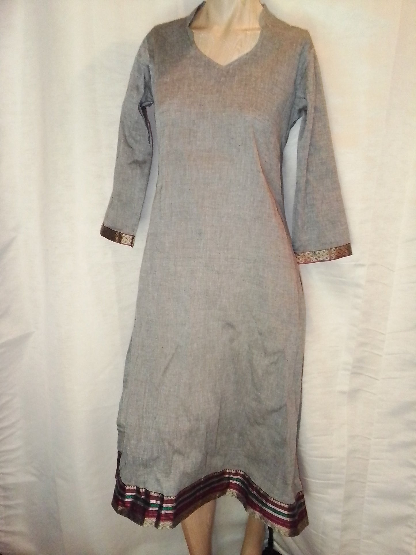 Robe - Aroul textiles