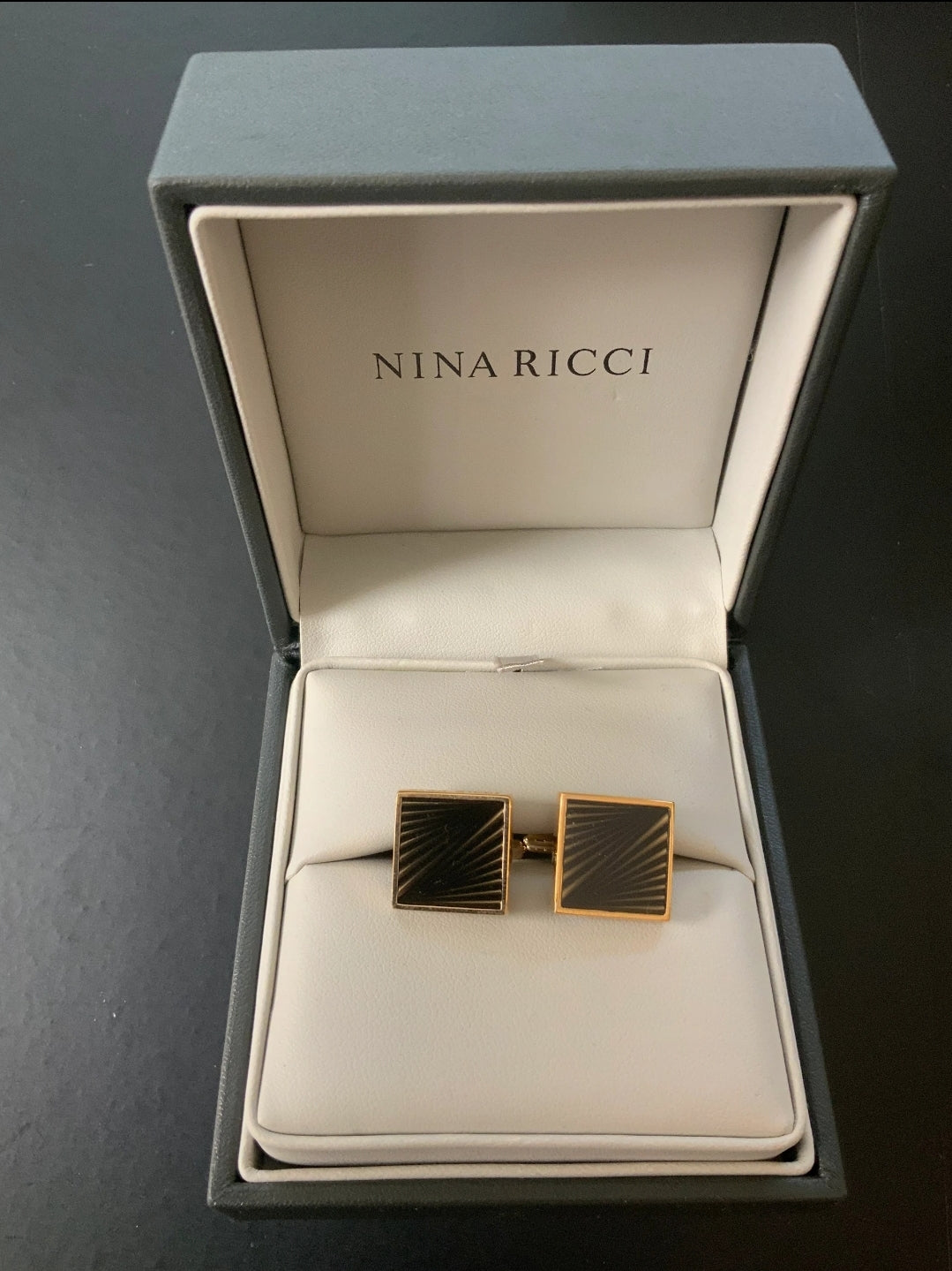 Boutons manchettes- nina ricci