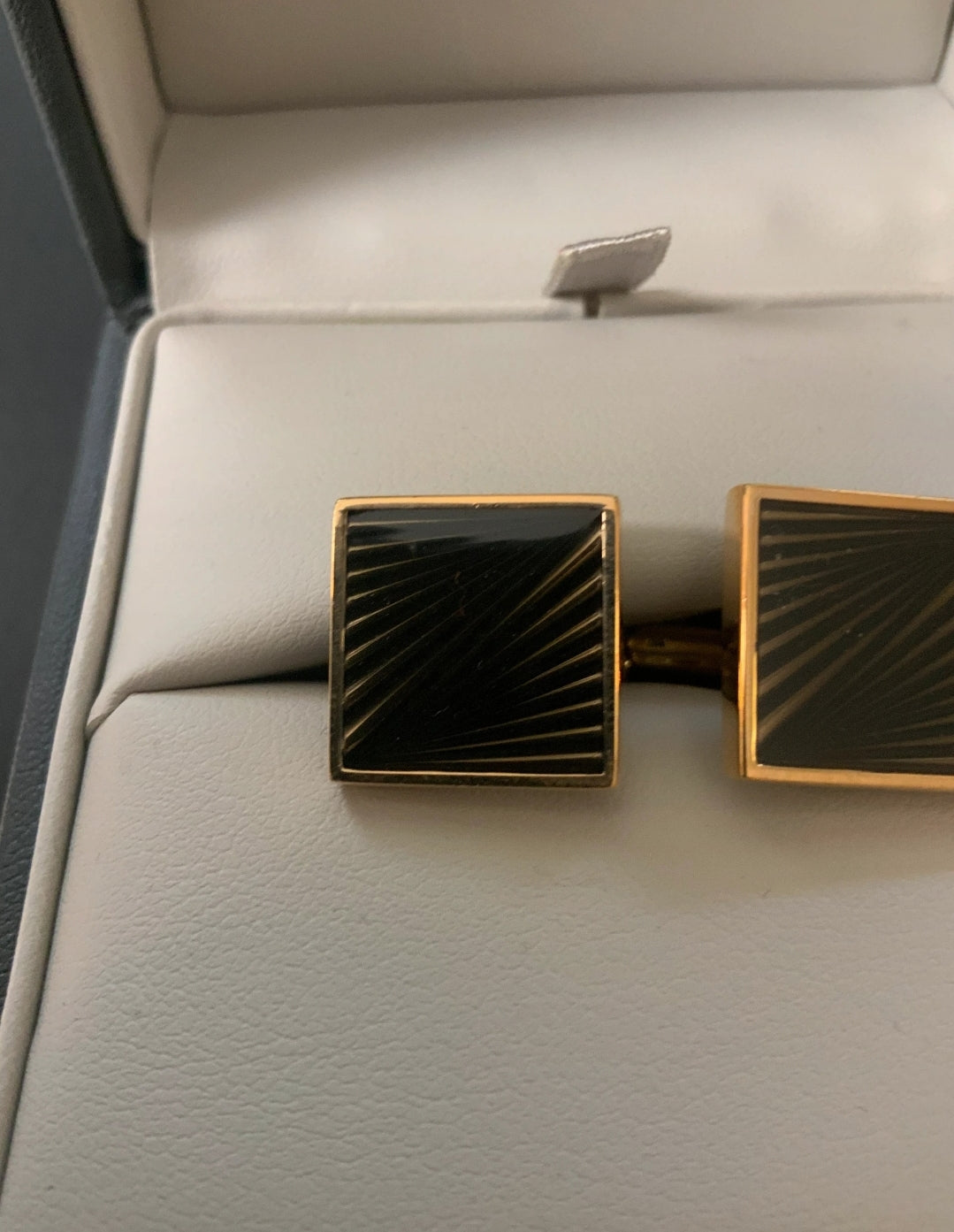 Boutons manchettes- nina ricci