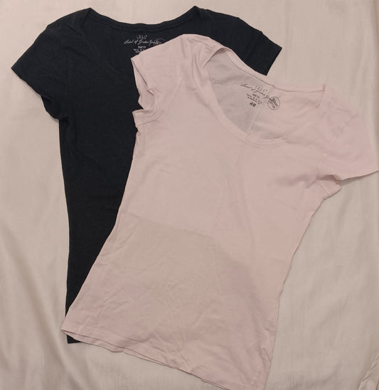 Lot 2 T-shirts  - H&M