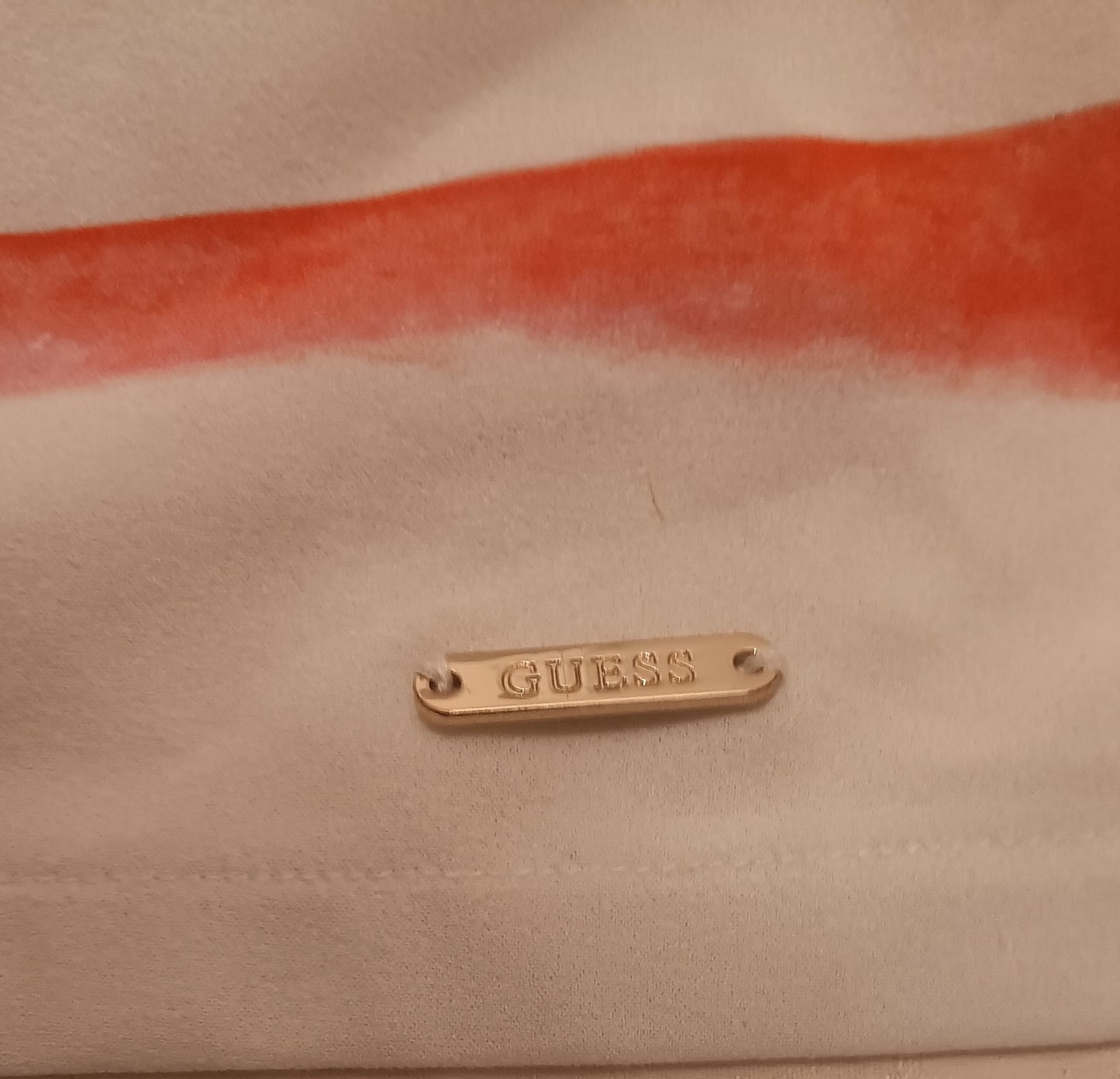 T-shirt  - guess